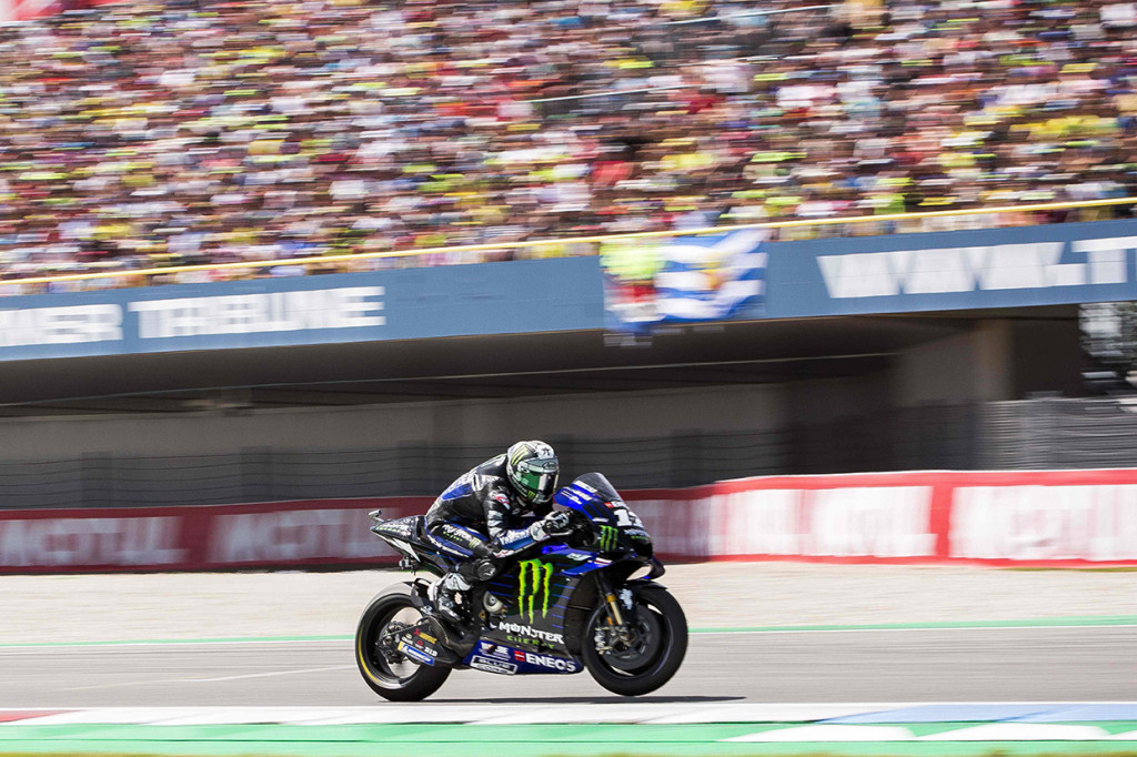 Vinales sukses menjadi juara dengan catatan waktu 40 menit 55,415 detik. Afp Photo/Vincent Jannink