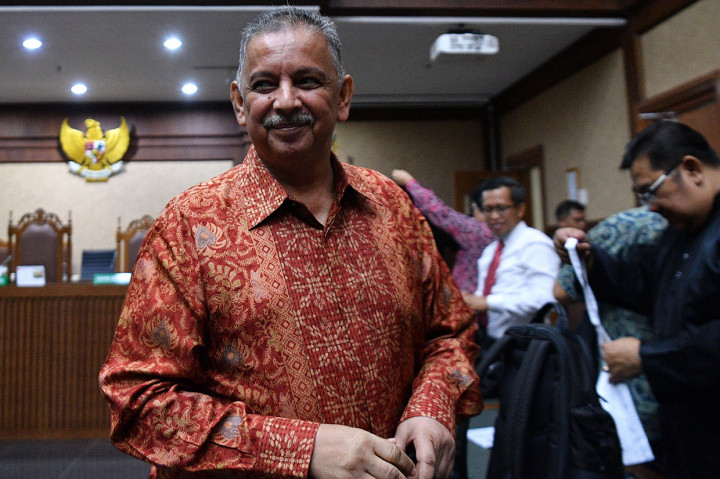 Dalam tanggapannya, jaksa tidak sependapat dengan dalil Sofyan dalam eksepsinya yang menyebut surat dakwaan tidak jelas. Menurut jaksa, ada niat Sofyan yang sesuai dengan pasal yang didakwakan padanya.