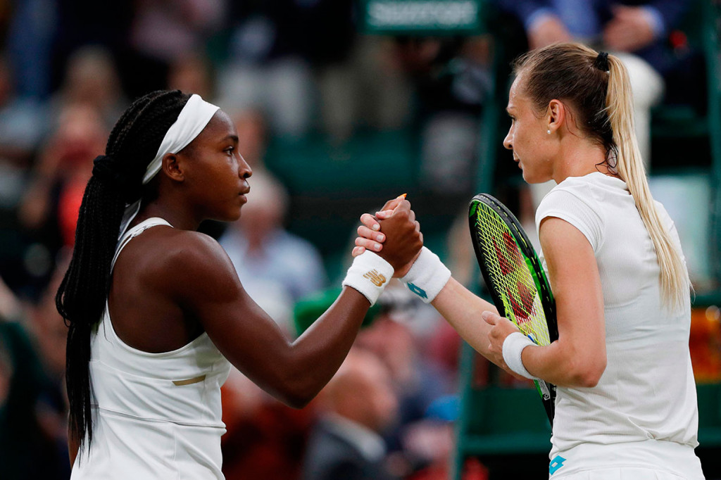 Petenis termuda di Era Open ini terus membuat sejarah di Wimbledon. Sebelumnya dia mengalahkan Venus Williams pada laga pembuka dengan dua set langsung, serta menjadi petenis termuda sejak 1991.