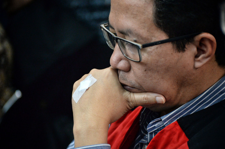 Jaksa Penuntut Umum menuntut mantan pelaksana tugas (Plt) Ketua Umum PSSI itu dengan hukuman dua tahun enam bulan penjara. 