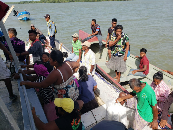 Sedikitnya 27 orang tewas dan sembilan lainnya hilang setelah kapal penangkap ikan yang mereka tumpangi tenggelam di lepas pantai Karibia Honduras. Insiden tersebut menjadi paling buruk yang pernah terjadi di negara tersebut. Sebanyak 55 orang berhasil diselamatkan pascakecelakaan di dekat Puerto Lempira.  