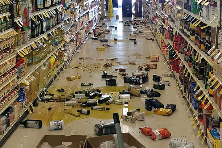 Gempa itu merupakan yang terbesar di California Selatan sejak 1999 ketika gempa Hector Mine berkekuatan 7,1 skala Richter melanda markas Korps Marinir Twentynine Palms, menurut The Los Angeles Times. Gempa itu terjadi pada kedalaman 5,4 mil (8,7 kilometer) di wilayah padang pasir yang luas, dan berlangsung beberapa detik. Pusat gempa terletak di tepi jangkauan uji coba bom gurun AL AS yang dikenal sebagai Danau China.