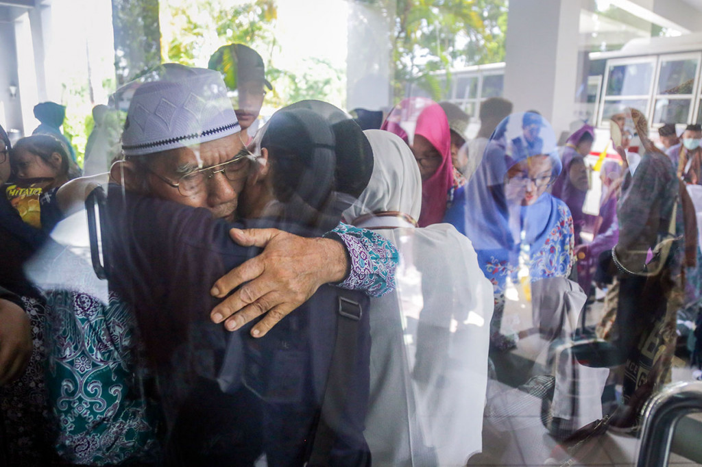 Sementara sebanyak 445 JCH dari Anambas, Natuna, Lingga, dan Batam yang tergabung dalam kloter I Batam mulai datang dan masuk ke asrama Haji Batam Centre dan selanjutnya akan diberangkatkan menuju Madinah Sabtu, 6 Juli 2019, melalui Bandara Hang Nadim Batam.