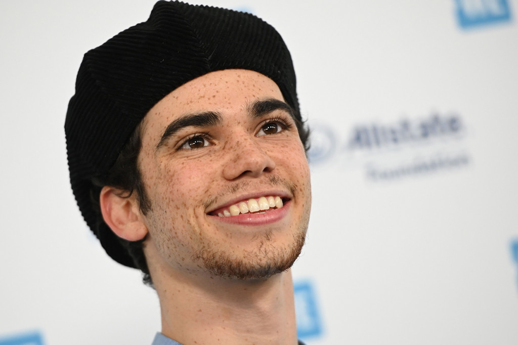 Aktor Cameron Boyce meninggal dunia. Menurut laporan, Cameron mengalami kejang-kejang sebelum meninggal. Afp Photo/Robyn Beck