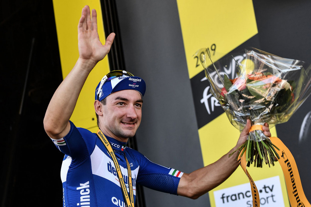 Kemenangan Viviani merupakan kelanjutan sempurna bagi timnya setelah pembalap Prancis Julian Alaphilippe menang di etape tiga. Alaphilippe untuk sementara masih memegang jersey kuning di klasemen umum pembalap.