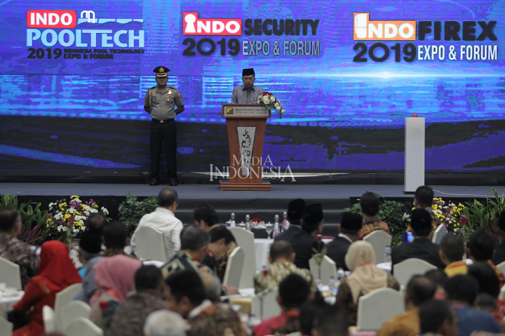 JK mengatakan penyematan label Kota Cerdas atau Smart City untuk suatu daerah diperlukan kolaborasi baik antara daerah dan masyarakat yang pintar dalam menerapkan dan menggunakan inovasi di daerah dan masyarakat yang pintar dalam menerapkan dan menggunakan inovasi di daerah.