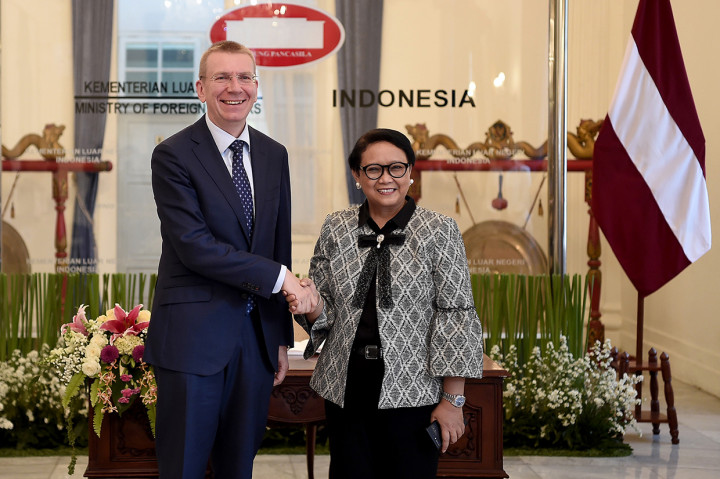 Kunjungan Menlu Latvia tersebut untuk meningkatkan hubungan bilateral antara Indonesia dengan Latvia, diantaranya peningkatan kerja sama pariwisata, bebas visa untuk paspor diplomatik dan paspor dinas, serta ekonomi untuk mempromosikan minyak sawit berkelanjutan.
