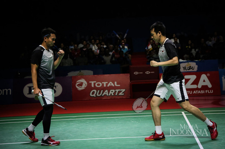 Ahsan/Hendra berhasil melaju ke babak final usai sukses menaklukkan pasangan Jepang Hoki/Kobayashi dalam tiga gim dengan skor 17-21, 21-19, 21-17 dalam waktu selama 57 menit.