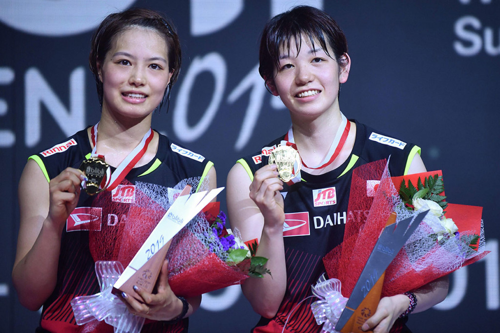 Ganda putri Jepang Yuki Fukushima/Sayaka Hirota sukses mempertahankan gelar turnamen bulu tangkis Indonesia Open setelah di final mengalahkan rekan senegaranya Misaki Matsutomo/Ayaka Takahashi.
