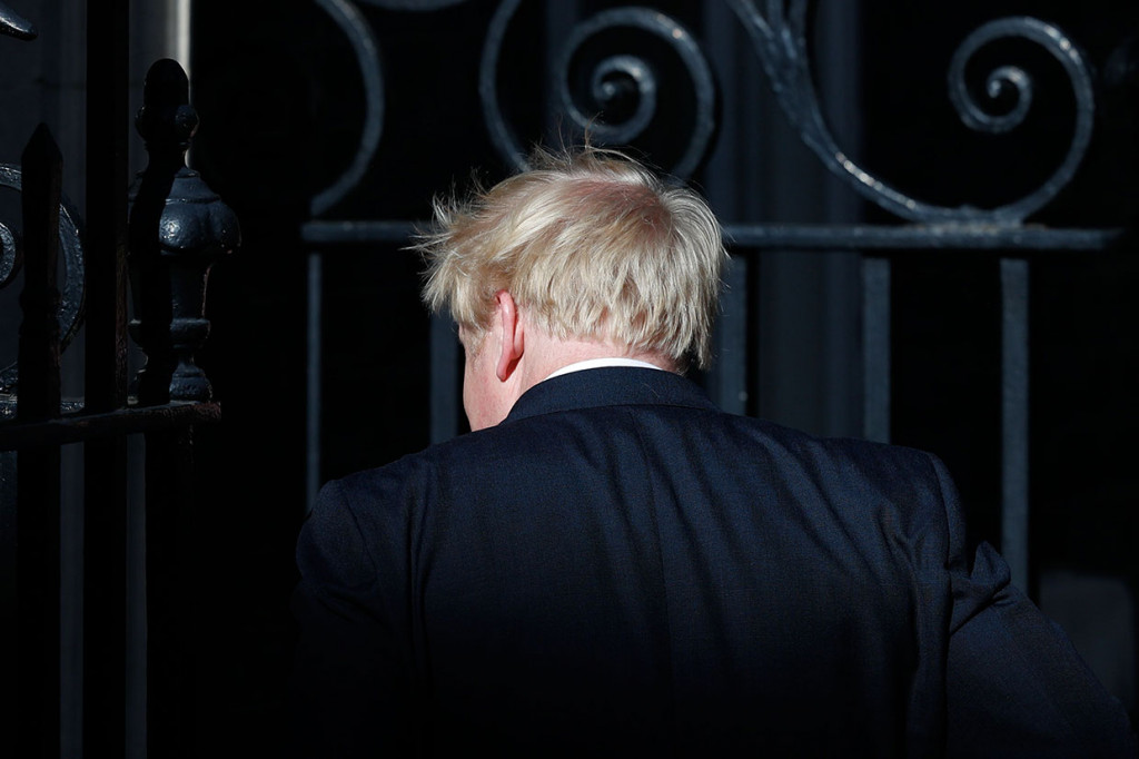 Johnson dan Trump sama-sama mendorong gelombang populis ke kekuasaan, dengan terpisahkannya politisi Inggris dalam pemungutan suara negara pada 2016 untuk meninggalkan Uni Eropa.