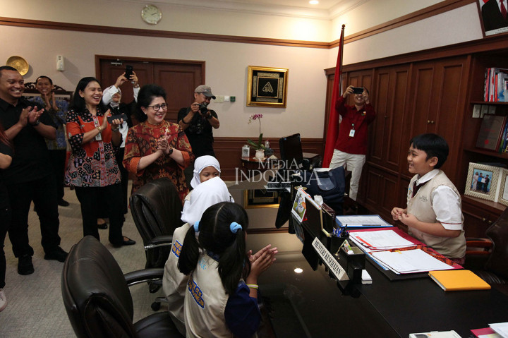 Pada kesempatan tersebut Menkes berpesan kepada peserta Repcil agar rajin belajar, makan makanan sehat untuk menunjang kesehatan. 