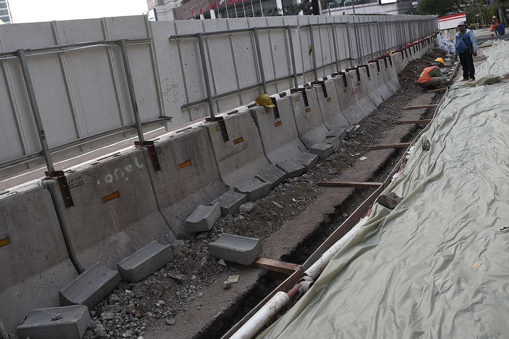 Menurut Kepala Dinas Bina Marga DKI Jakarta Hari Nugroho, revitalisasi tersebut dilakukan untuk memberikan kenyamanan pejalan kaki, sekaligus mempercantik wajah Ibukota.