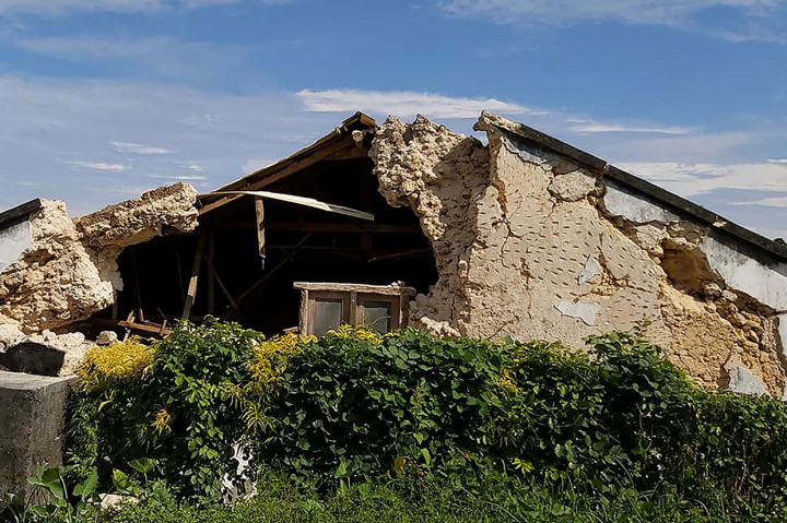 Gempa-gempa berkekuatan 5.4 dan 5.9 pada skala Richter melanda wilayah Provinsi Batanes, gugusan pulau berpenduduk jarang di utara Pulau Puzon, pulau terbesar Filipina.