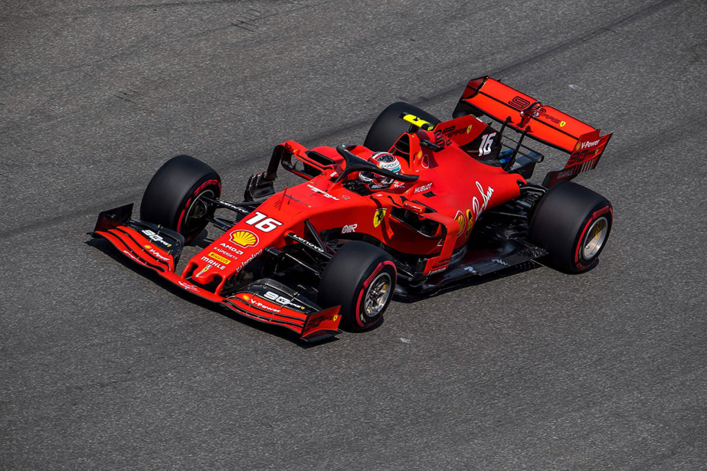 Charles Leclerc mengungguli rekan satu timnya, Sebastian Vettel, kali ini di sesi FP2 setelah mencatatkan waktu 1 menit 13,449 detik atau unggul 0,124 detik.