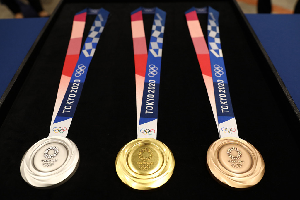 Sebanyak 5.000 medali emas, perak, dan perunggu untu Olimpiade Tokyo 2020, dibuat dari hampir 80 ribu ton sampah eletronik.