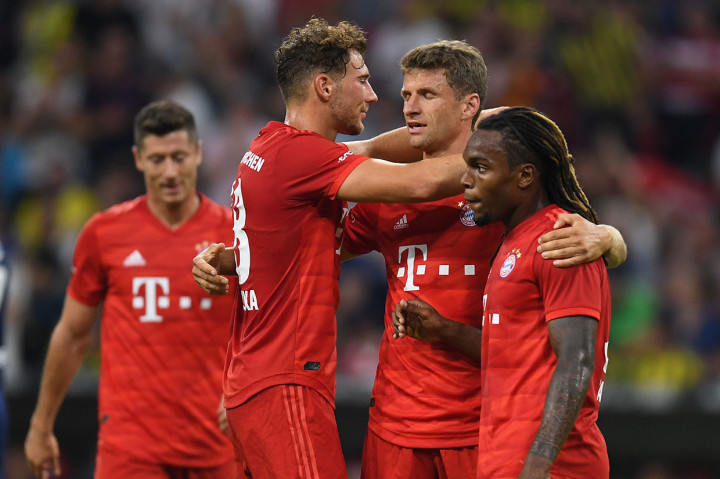 Mueller mencetak gol keduanya lewat titik putih pada menit ke-44, setelah sebelumnya Kinsley Coman menjebol gawang Feberbahce. Skor 5-0 bertahan hingga jeda.