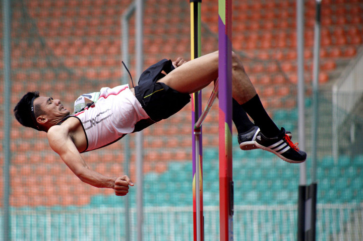 Posisi kedua ditempati oleh Rizky Gushafa asal DKI Jakarta dengan jarak 2,04 meter dan posisi ke tiga ditempati oleh M.Arie Desman asal Sumatera Barat dengan jarak 1,95 meter. 