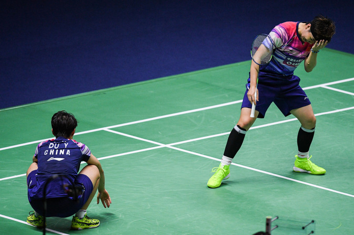 Shiho Tanaka/Koharu Yonemoto memenangi laga tersebut dengan skor 21-19, 14-21, 21-13.