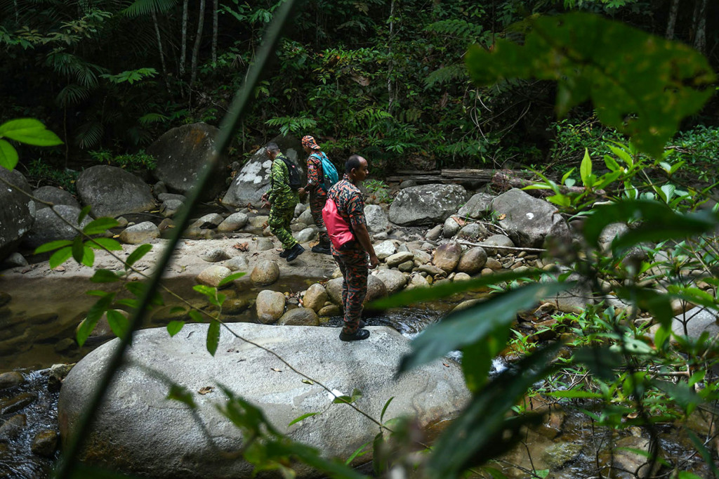 Keluarga menceritakan kepada polisi bahwa remaja asal Irlandia tersebut hilang dari kamarnya sejak Minggu, 4 Agustus 2019 pagi. Quoirin bersama keluarganya tiba di resor Dusun Pantai Hill di dekat Kota Seremban pada Sabtu, 3 Agustus 2019.