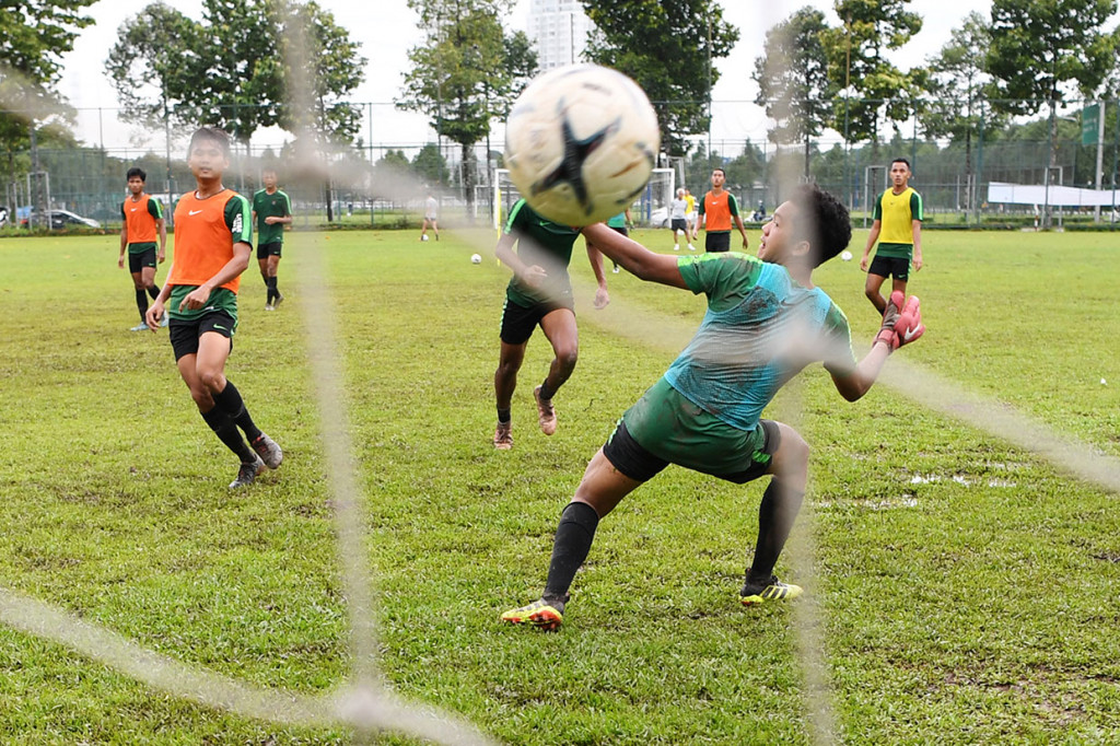 Latihan ringan tersebut digelar menjelang laga ketiga Grup A Piala AFF U-18 melawan Brunei Darussalam, Sabtu, 10 Agustus 2019.