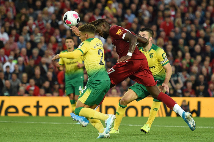 Giliran Divock Origi mencatatkan namanya di papan skor pada menit ke-42 lewat tandukan menyambut umpan silang Trent Alexander-Arnold. Skor 4-0 bertahan hingga jeda.