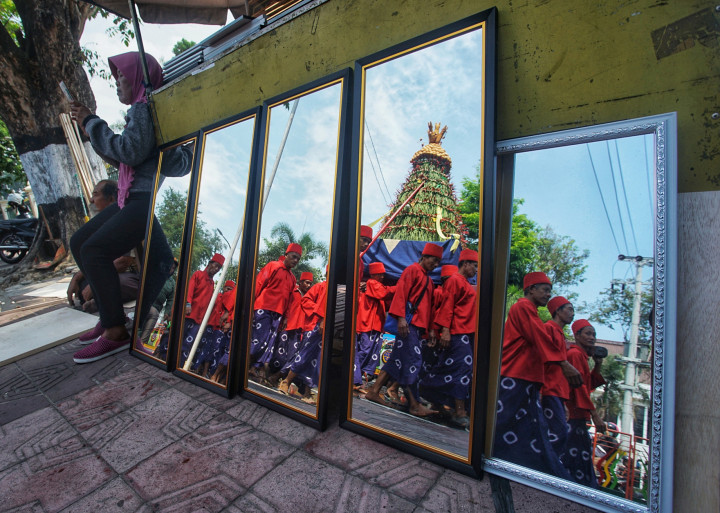 Acara ini digelar setiap tahun guna memeriahkan Idul Adha.