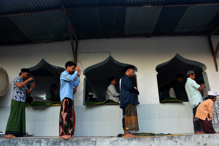 Sebelumnya, Jemaah Tarekat Naqsabandiyah di Padang, Sumatera Barat, merayakan Iduladha 1440 Hijriah pada Sabtu, 10 Agustus 2019.