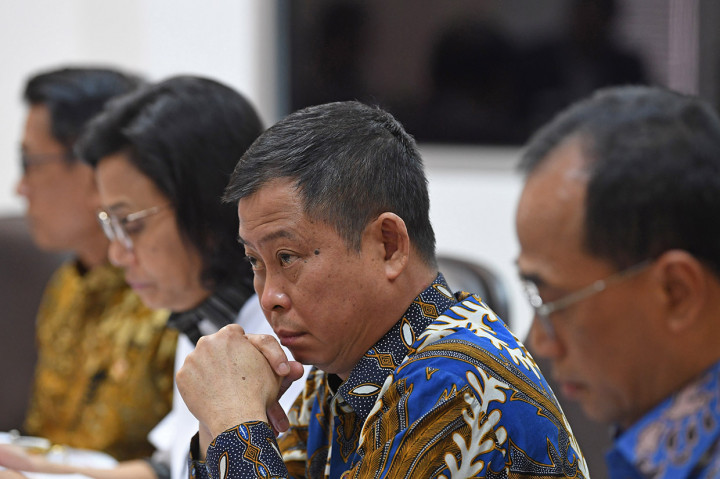 Pada ratas ketiga mengenai evaluasi pelaksanaan program biodiesel, Jokowi menyebut bahwa pemerintah melalui program ini memiliki niat untuk mengurangi ketergantungan energi fosil.