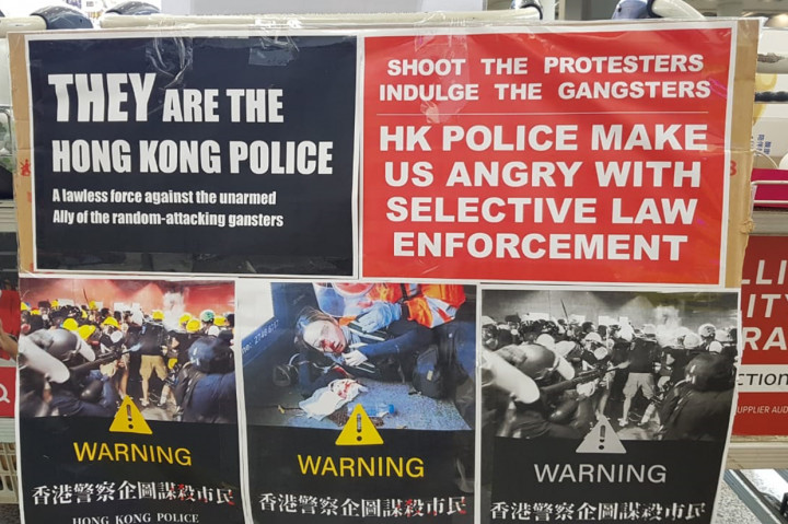 Unjuk rasa besar-besaran terhadap RUU Ekstradisi di sejumlah titik di Hong Kong masing berlangsung. Termasuk di Bandara Hong Kong. Aksi unjuk rasa hari ini berlangsung lebih kondusif dibanding tadi malam. 