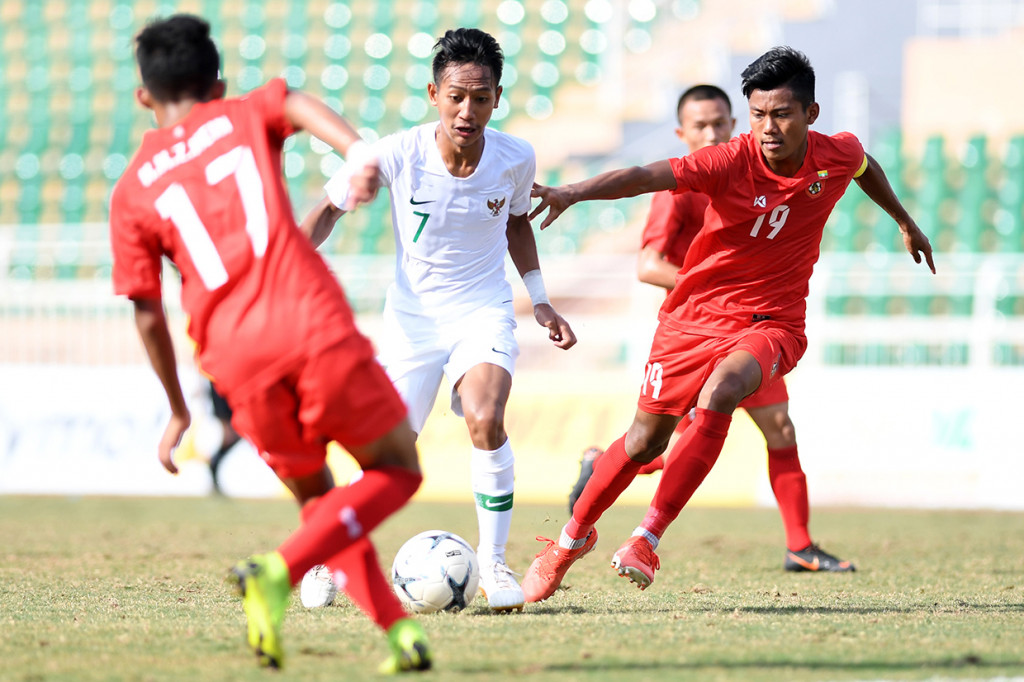 Skor 1-1 ini memastikan Beckham Putra Nugraha dkk menjadi juara grup A, dengan raihan 13 poin.