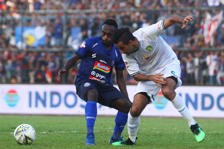 Tambahan tiga poin dari pertandingan yang disiarkan Indosiar ini membuat Arema FC mengoleksi 22 poin. Adapun Persebaya tak beranjak dengan 18 poin.