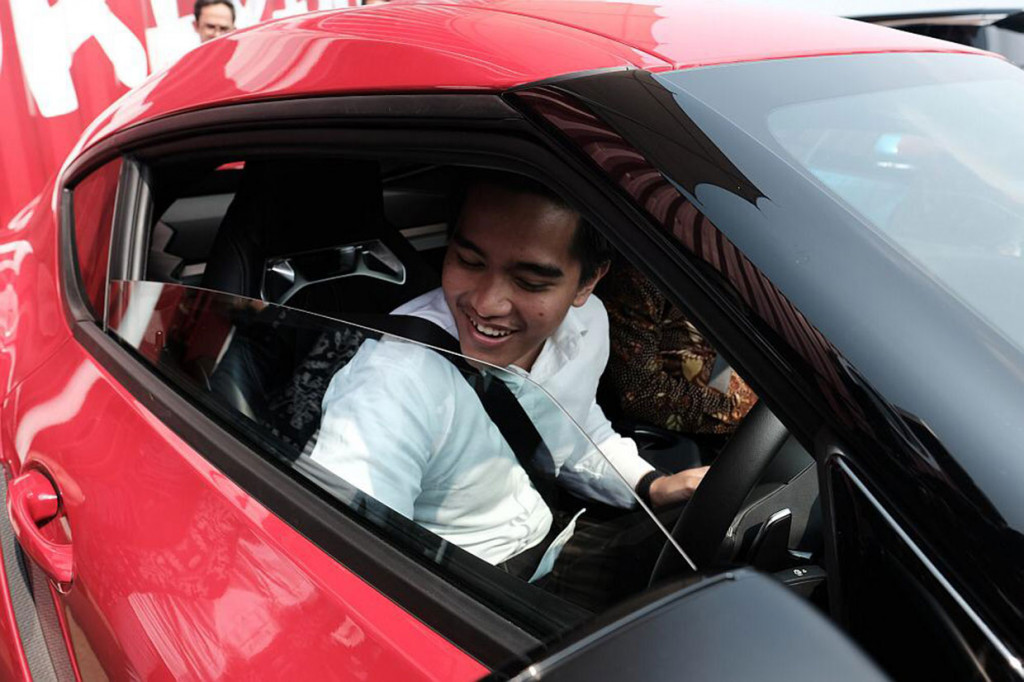 Fransiscus menambahkan, mereka berkesempatan berkunjung ke beberapa fasilitas yang kami miliki, di antaranya: Test Drive Experience (TDE) area, ruang makan karyawan (kantin), dan Product Planning and Development (PPD) area.