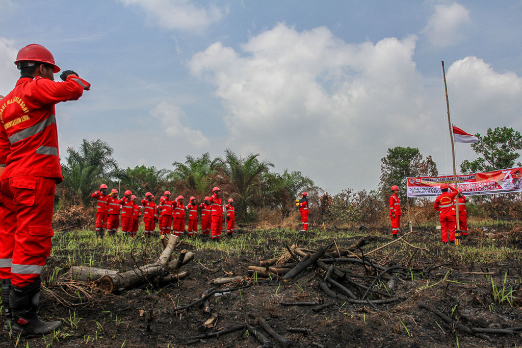 Upacara berlangsung khidmat pada Sabtu, 17 Agustus 2019 pagi sekitar pukul 10.00 WIB, meski para anggota Manggala Agni harus berpanas-panasan di bawah teriknya mentari serta aroma gambut terbakar yang menyengat.