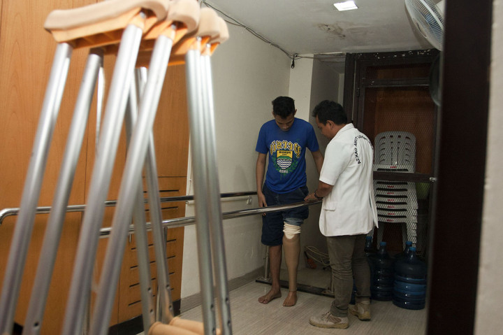Proses pembuatan akan dilakukan di Jakarta dan tim akan kembali ke daerah tersebut untuk melakukan pemasangan serta edukasi pada para calon pengguna kaki palsu.