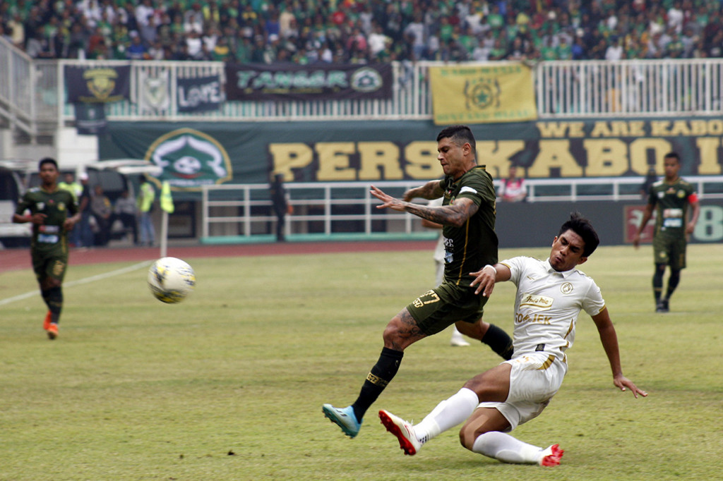 Hasil ini membuat Tira Persikabo untuk sementara kembali ke puncak klasemen dengan 32 poin, menggeser Bali United yang turun ke posisi dua dengan 31 angka. 
