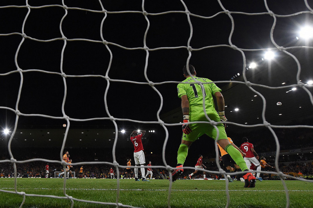 Paul Pogba meratapi kegagalan menjalankan tugasnya sebagai algojo.