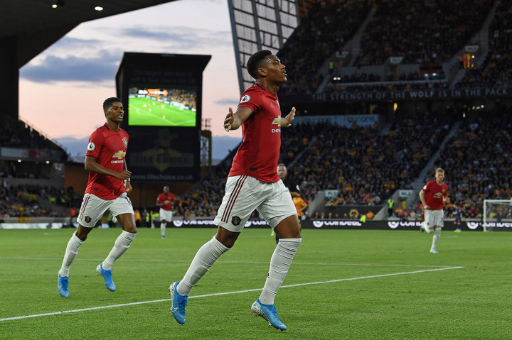 Sebelumnya, MU unggul terlebih dahulu lewat sontekan Anthony Martial pada menit ke-27.