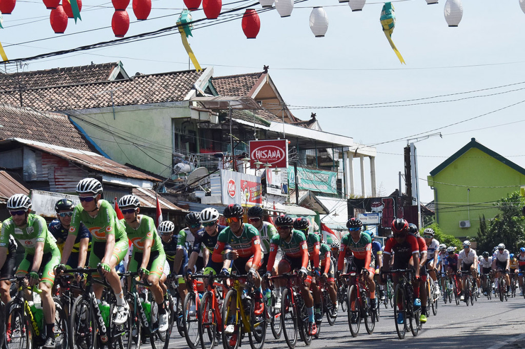 Etape kedua dimulai dari Alun-alun Kota Madiu, Jawa Timur dan berakhir di Kota Batu, Jawa Timur dengan jarak tempuh 163,4 kilometer. Pada etape kedua para pebalap Tour de Indonesia 2019 akan menghadapi medan menanjak pada seperempat akhir rute. 