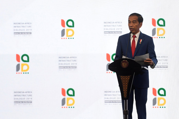 Presiden Joko Widodo berpidato saat menghadiri Indonesia-Africa Infrastructure Dialogue 2019 di Bali, Selasa, 20 Agustus 2019. 