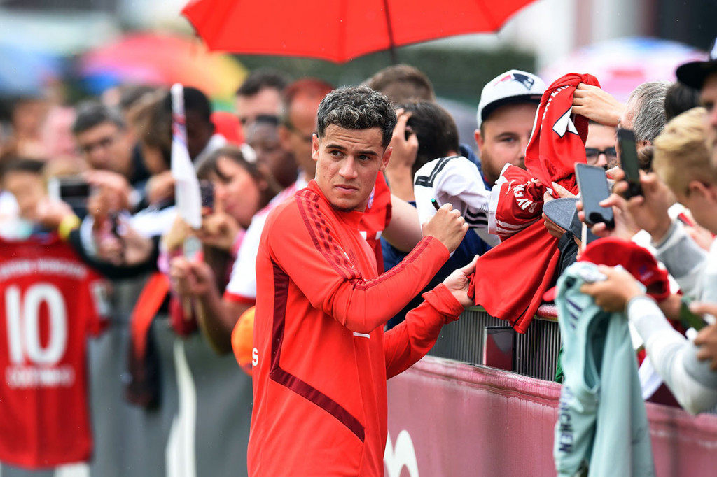 Pemain yang telah mencetak 21 gol dalam 75 penampilannya bersama Barca di semua kompetisi meskipun gelisah, mengatakan senang dengan kepindahan ke Jerman. 