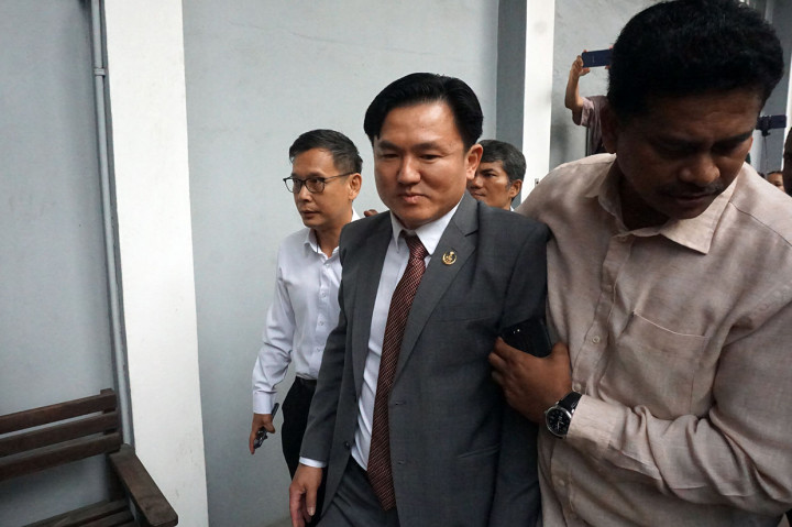 Terdakwa terduga pemerkosa asisten rumah tangga warga negara Indonesia (WNI), AW, 23, Paul Yong Choo Kiong tiba di Pengadilan Negeri Perak untuk menjalani sidang perdana pada pukul 09.00 waktu setempat, dengan didampingi ajudannya, dua pengacara serta sejumlah Polisi Diraja Malaysia (PDRM).