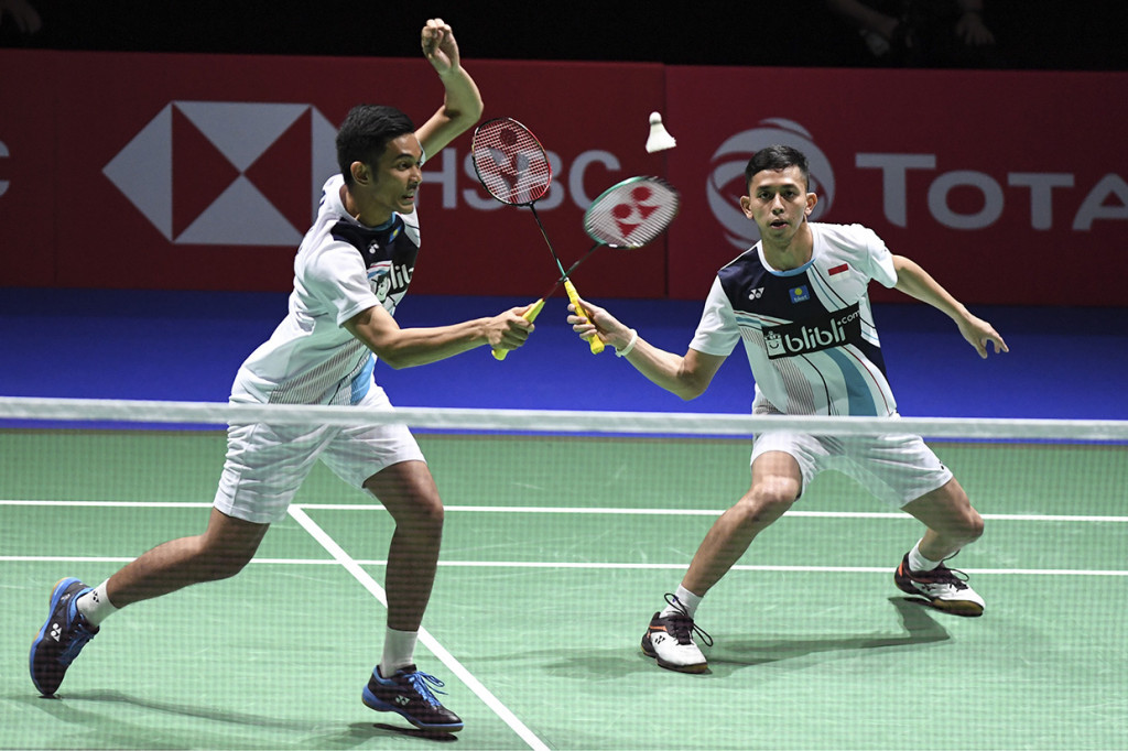 Ahsan/Hendra meraih kemenangan rubber game 21-16, 15-21, 21-10 atas Fajar/Rian.