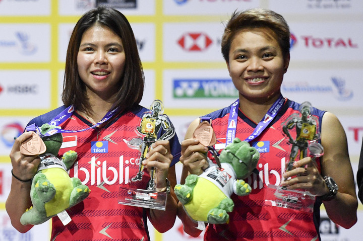 Sementara, ganda putri Indonesia Greysia/Apriyani meraih medali perunggu ganda putri pada Kejuaraan Dunia Bulu Tangkis 2019.