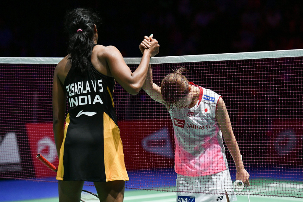 Pusarla Venkata Sindhu mengandaskan Nozomi Okuhara dua set langsung dengan angka kembar, 21-7 dan 21-7, dalam waktu 38 menit.