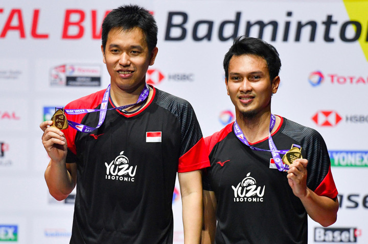 Mereka berhasil memenangi gelar juara dunia untuk kali ketiga. Ahsan/Hendra sebelumnya pernah jadi juara dunia pada 2013 di Guangzhou, China dan 2015 di Jakarta, Indonesia.