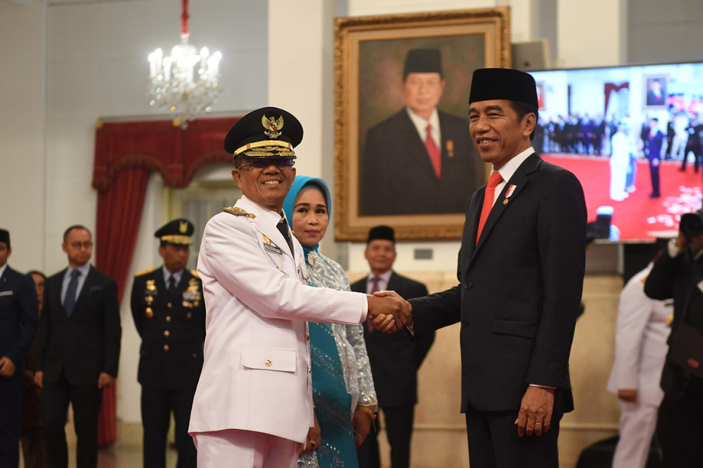 Presiden Joko Widodo melantik Rusli Baco Dg Palabbi sebagai Wakil Gubernur Sulawesi Tengah di Istana Negara Jakarta.