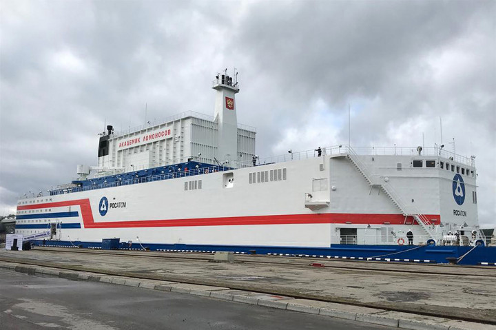 Badan nuklir Rosenergoatom menyatakan, karena Akademik Lomonosov dapat bergerak, PLTN ini bisa meningkatkan pasokan ke daerah-daerah terpencil.