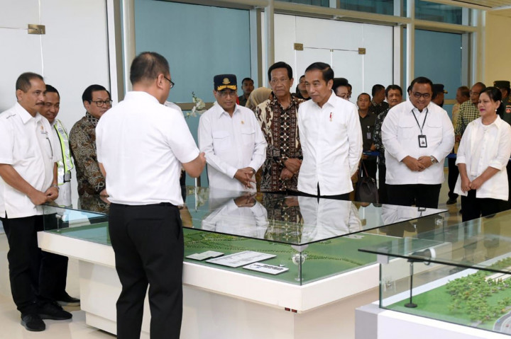 Kepada para jurnalis, Presiden Jokowi menyampaikan bahwa terminal tersebut memiliki luas 219 ribu meter persegi dan dapat melayani hingga 20 juta penumpang setiap tahun setelah bandara tersebut beroperasi penuh. 