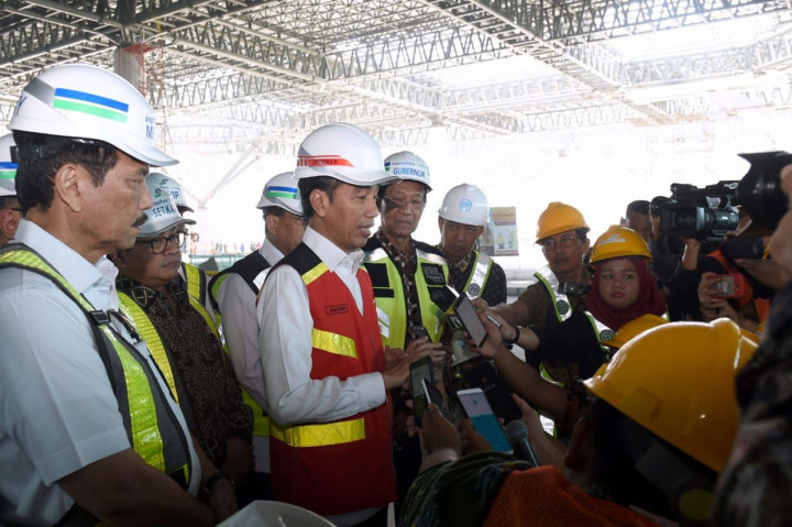 Bandara Internasional Yogyakarta dan terminalnya tersebut nantinya juga akan terhubung dengan sejumlah moda transportasi yang akan semakin memudahkan para pengguna layanan. Terminal yang ditinjau Presiden kali ini juga ditargetkan untuk dapat diselesaikan dan beroperasi pada akhir Desember tahun 2019 ini. 