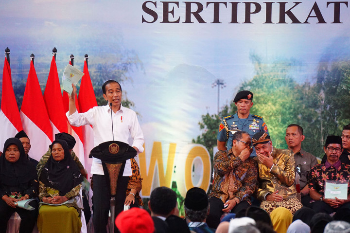 Ia mengungkapkan bahwa pada tahun 2015 seharusnya sertifikat yang dipegang masyarakat mencapai 126 juta yang sesuai dengan jumlah bidang tanah yang ada. Namun kenyataannya, saat itu baru tercatat sebanyak 46 juta bidang tanah yang sudah bersertifikat. 